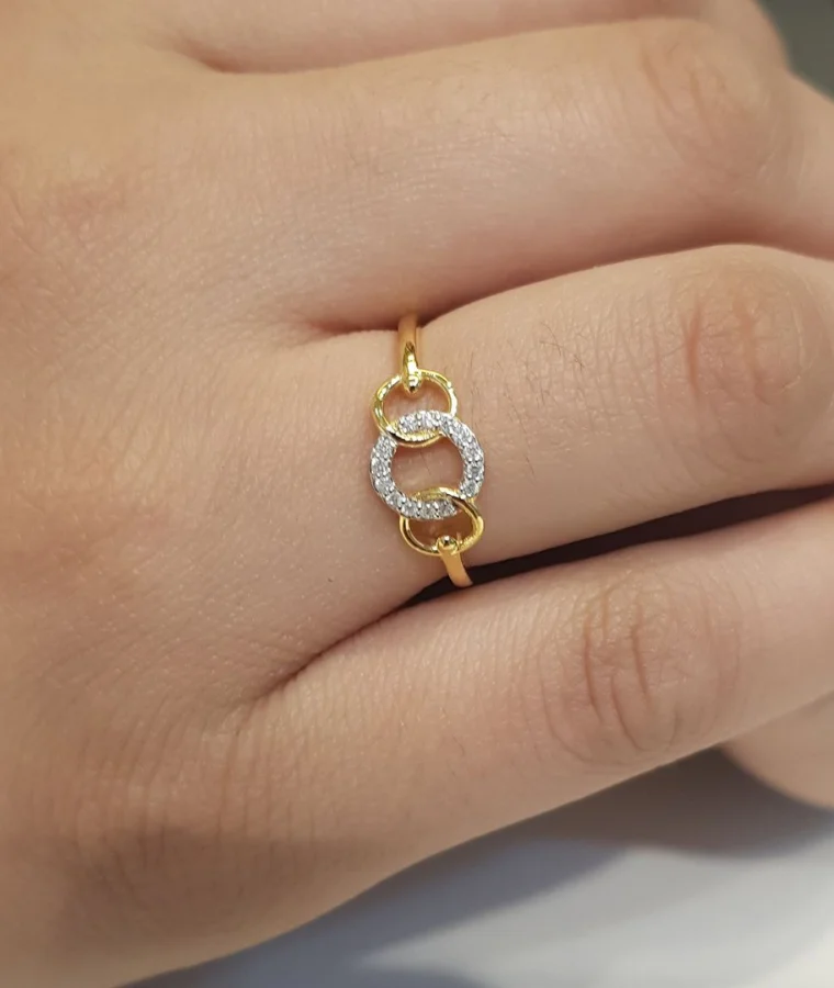 womens classic natural diamond rings