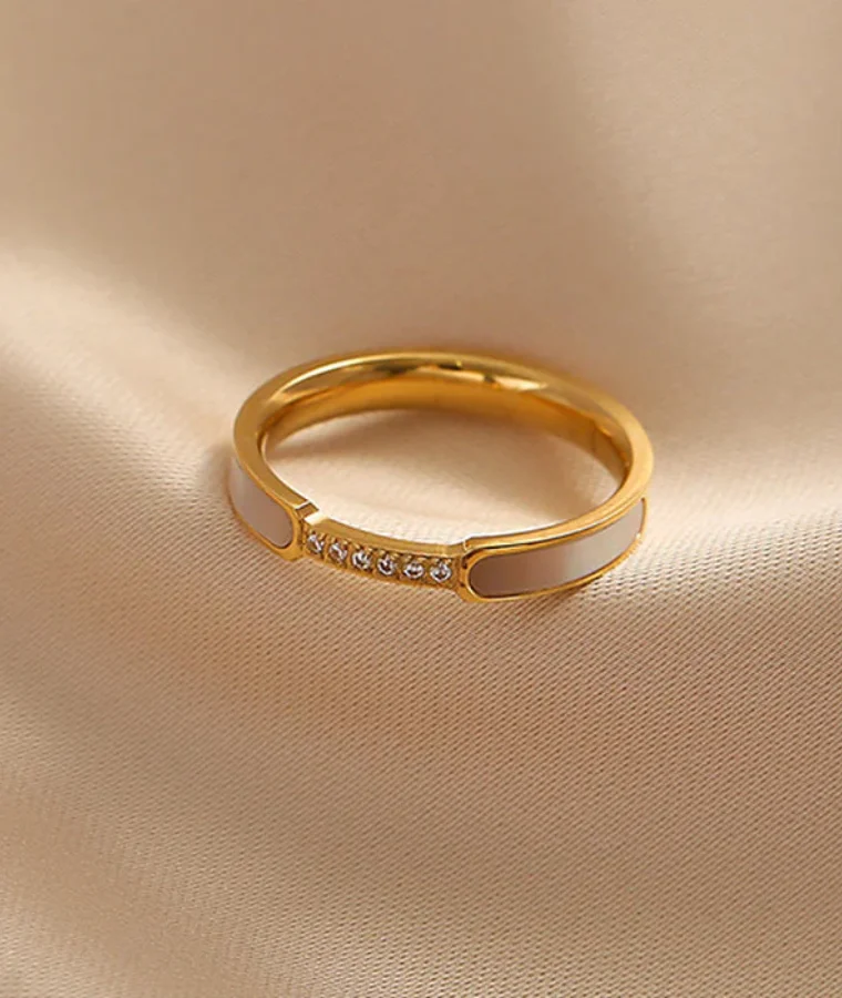 womens daily wear natural diamond rings