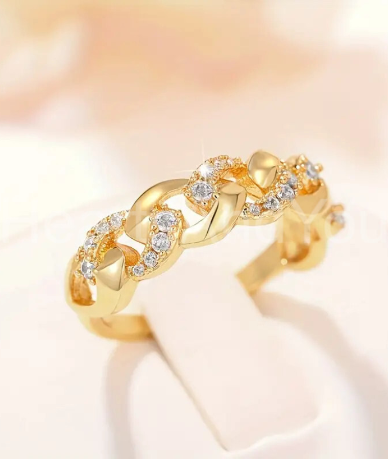womens gold natural diamond rings