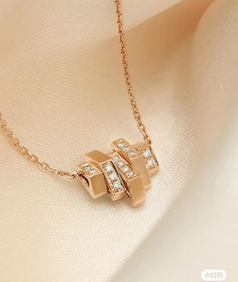 womens minimal lab grown diamond pendants